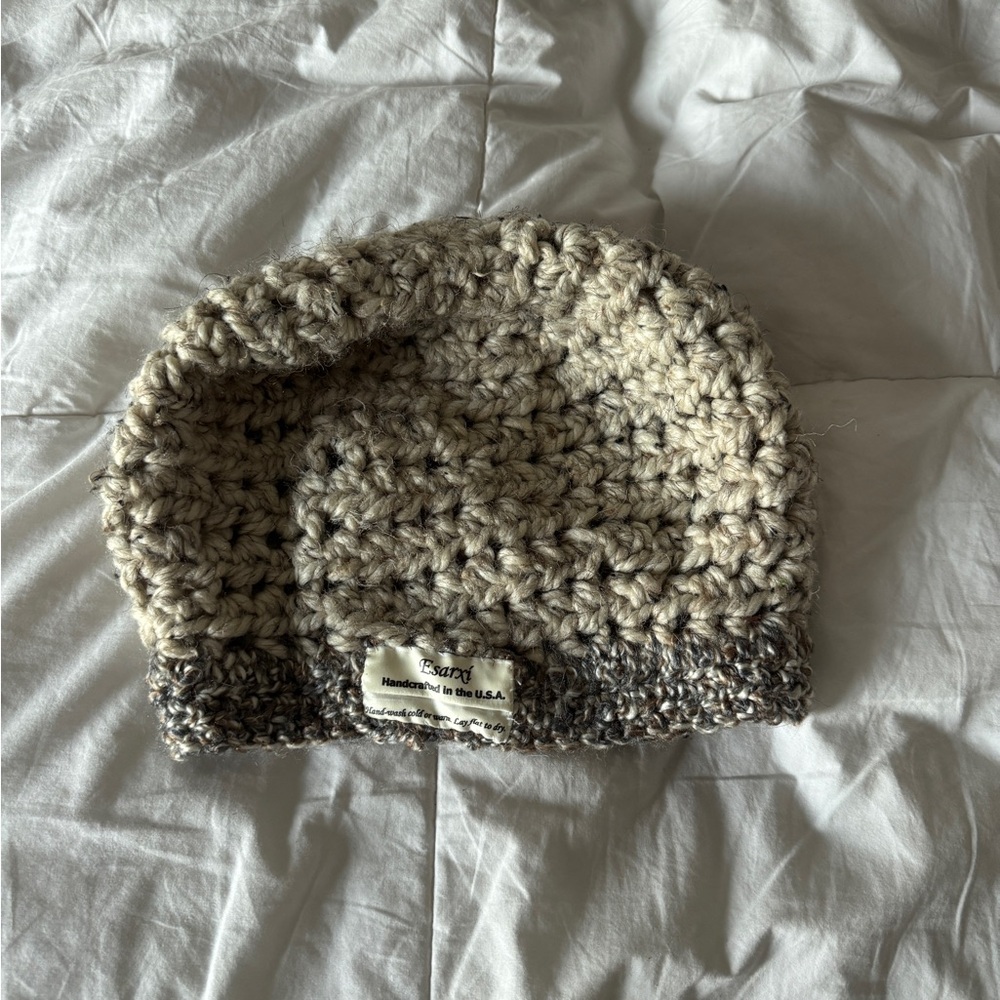 Esarxi Handcrafted Chunky Knit Beanie Hat Made in USA Neutral